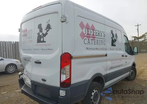 2016 Ford Transit-250 z USA, uszkodzony, nr VIN 1FTYR1CM5GKA31353